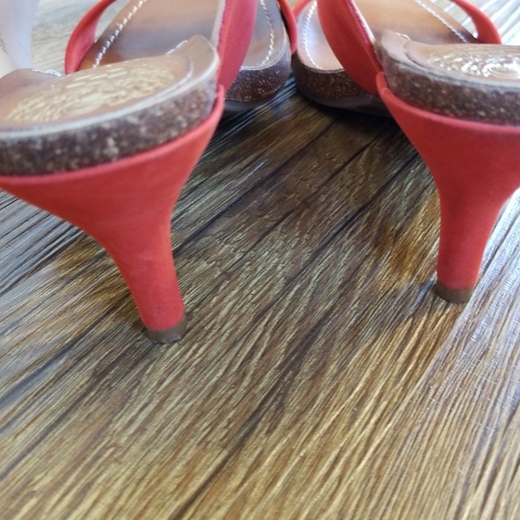 New Vince Camuto Heels 8 1/2 - Picture 2 of 7